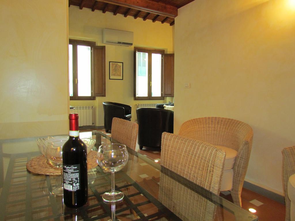 Florence Apartments Home Feeling الغرفة الصورة