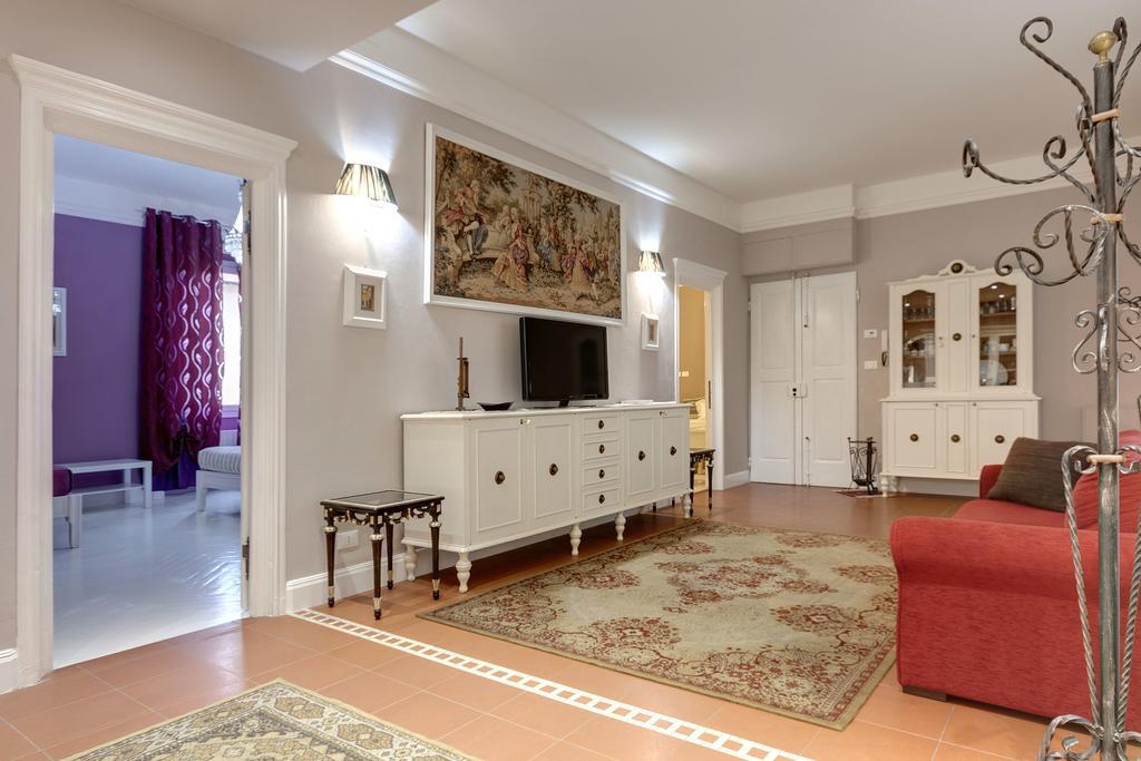 Florence Apartments Home Feeling المظهر الخارجي الصورة