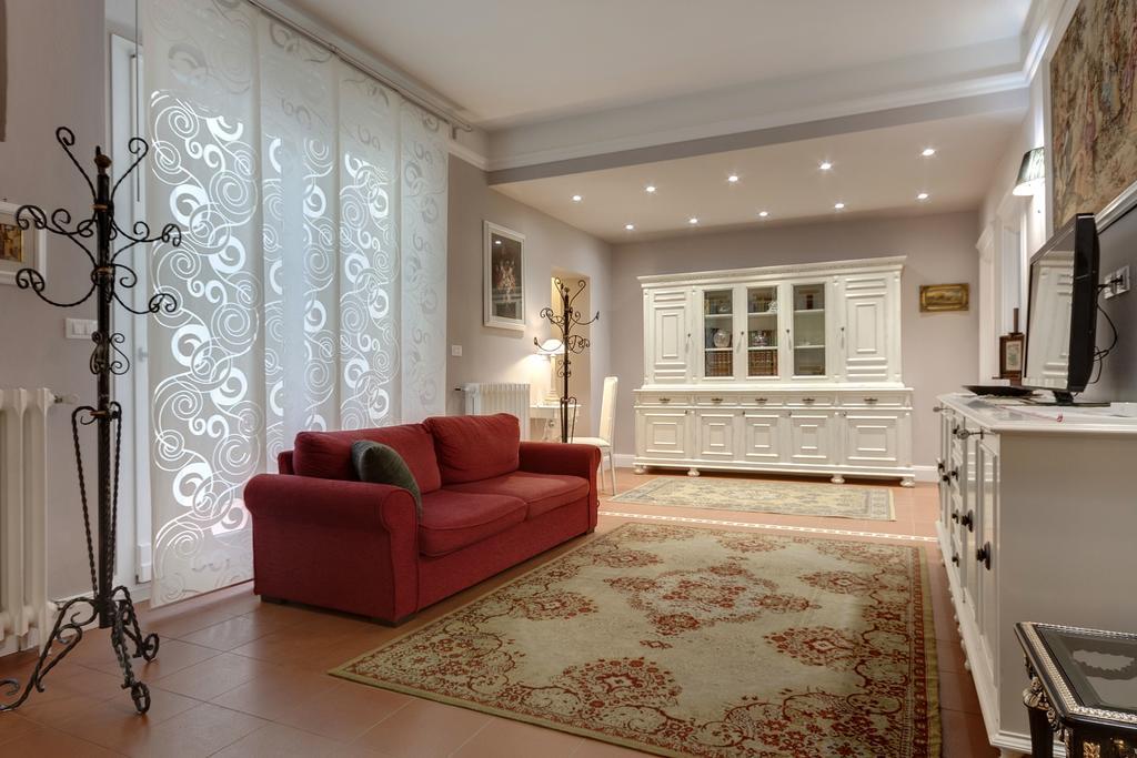 Florence Apartments Home Feeling المظهر الخارجي الصورة